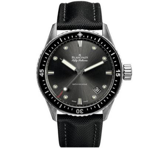 5000-1110-B52A de la serie Blancpain 50 Seeker, comúnmente conocida como "sumergible profundo", se lanza