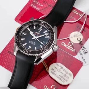 om nuevo producto 8500 Seamaster Ocean Universe 600m reloj genuino 1.1 molde abierto la versión más alta del reloj de la serie universo océano.