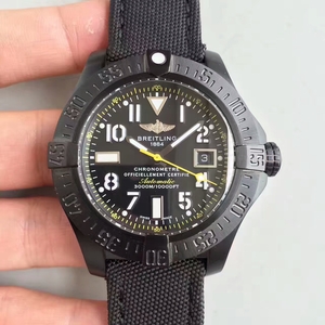 BL-tehdas 1: 1 kopio Breitling Avengers -sarjan V1731110 mekaaninen kello