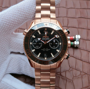 Omega Seamaster Cosmic Chronograph 232.63.46.51.01.001 (ruusukulta).