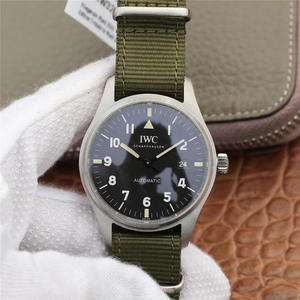 M + IWC Mark 18 Pilot's Watch "Ómós do Mark 11" Eagrán Speisialta IW 327007. Faire na bhFear Strap Síoda Uathoibríoch Meicniúil