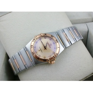 Omega Constellation Series Ladies Guarda 18K Rose Gold Steel Band Roman Case Due Mani Swiss Quartz Ladies Watch