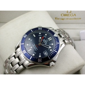 Orologio da uomo della serie Omega Seamaster 007 con 24 ore di funzione all-steel steel banda blu acciaio in ceramica anello quattro mani blu noodle top diamante scala uomo