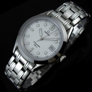 Schweiziska klocka Omega OMEGA Seamaster Series White Noodle Ding Diamond Scale Automatisk Mekanisk Mäns Watch